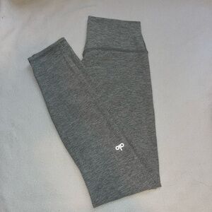 ALO Yoga High-Waist Alosoft Lounge Legging Athletic Heather Grey